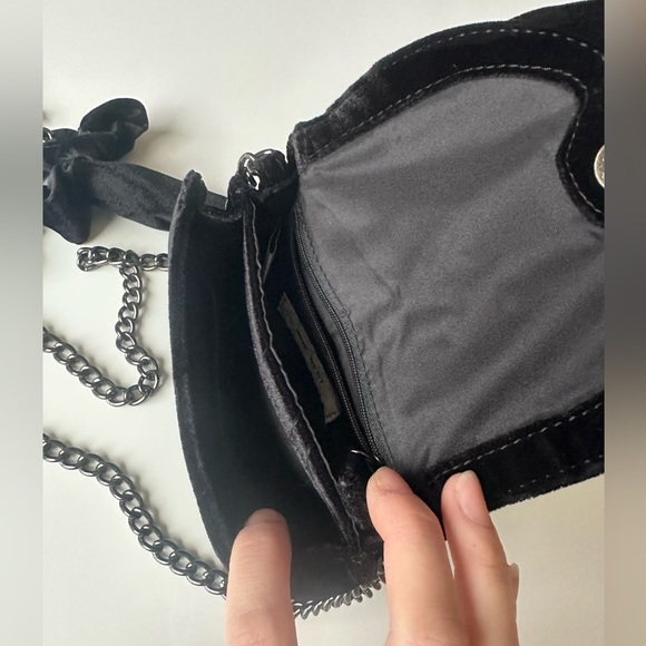 Nine West - Picture 4 of 8